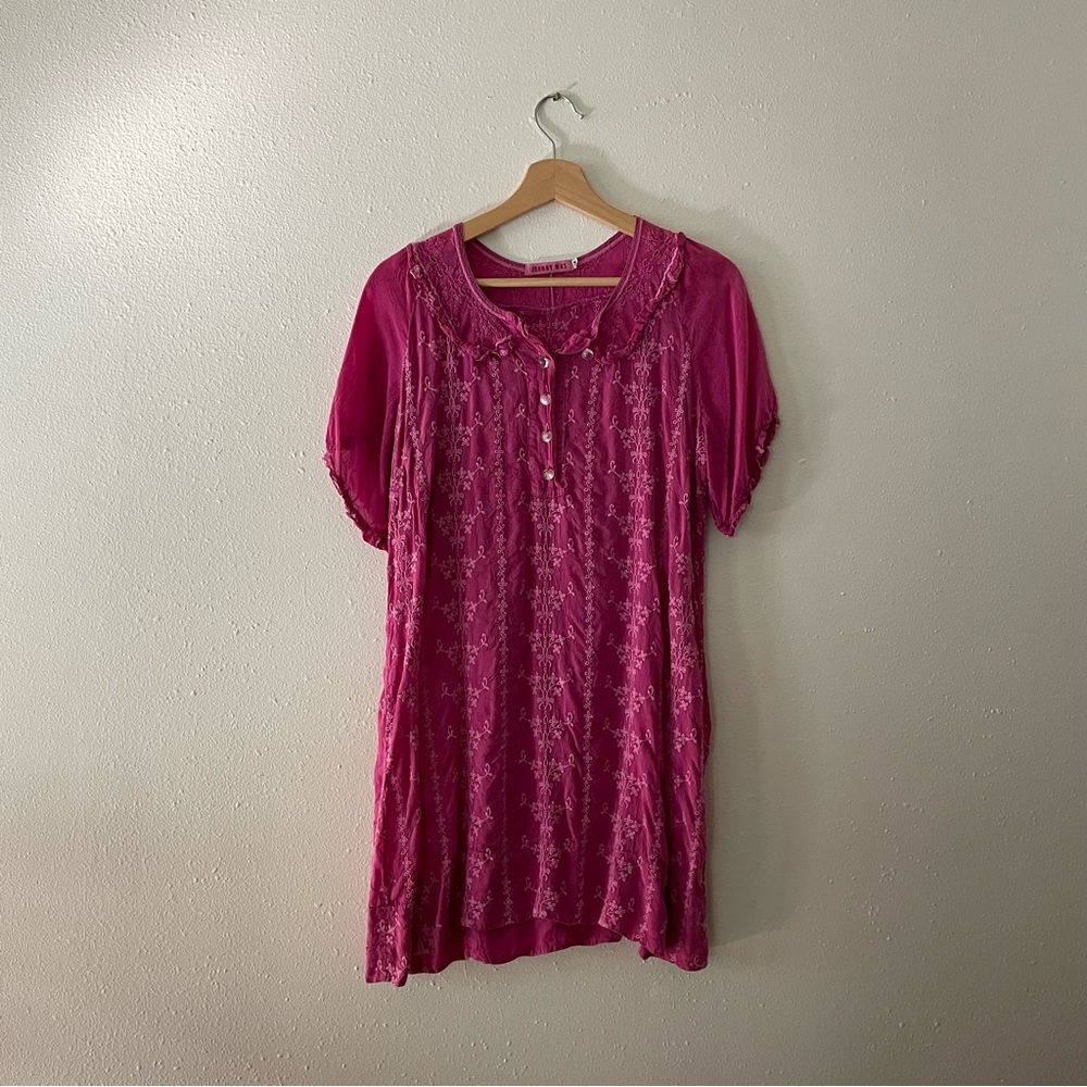Johnny Was pink dress, M. 100% Rayon.